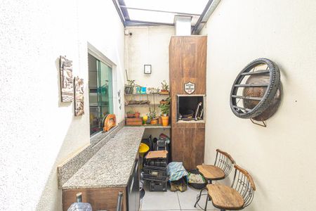Casa à venda com 202m², 3 quartos e 2 vagas Casa à venda com 202m², 3 quartos e 2 vagasÁrea gourmet