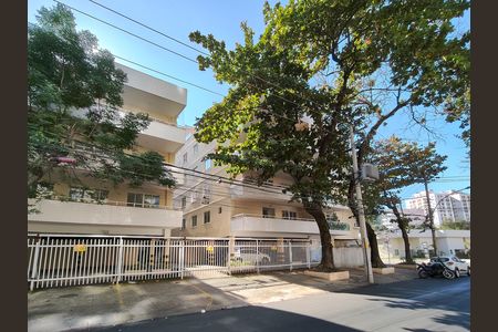Apartamento à venda com 145m², 3 quartos e 2 vagas Apartamento à venda com 145m², 3 quartos e 2 vagasFachada do Prédio