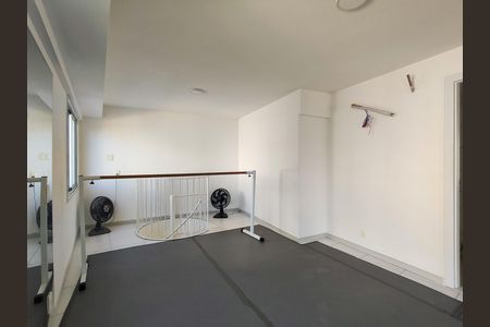 Apartamento à venda com 145m², 3 quartos e 2 vagas Apartamento à venda com 145m², 3 quartos e 2 vagasSala
