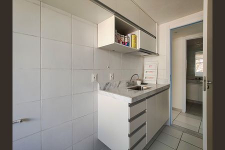 Apartamento à venda com 145m², 3 quartos e 2 vagas Apartamento à venda com 145m², 3 quartos e 2 vagasCozinha e Área de Serviço