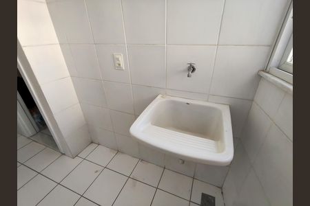 Apartamento à venda com 145m², 3 quartos e 2 vagas Apartamento à venda com 145m², 3 quartos e 2 vagasCozinha e Área de Serviço