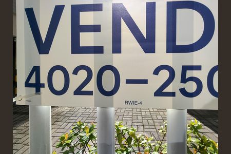 Apartamento à venda com 145m², 3 quartos e 2 vagas Apartamento à venda com 145m², 3 quartos e 2 vagasPlaca