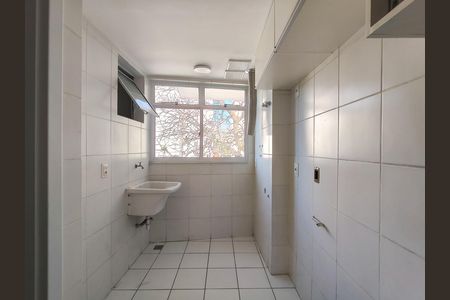 Apartamento à venda com 145m², 3 quartos e 2 vagas Apartamento à venda com 145m², 3 quartos e 2 vagasCozinha e Área de Serviço