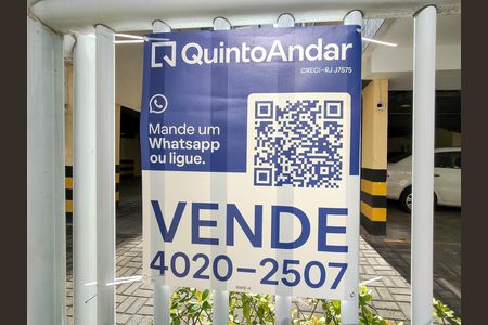 Apartamento à venda com 145m², 3 quartos e 2 vagas Apartamento à venda com 145m², 3 quartos e 2 vagasPlaca