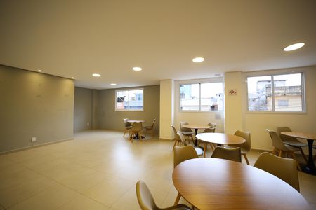 Apartamento para alugar com 36m², 2 quartos e 1 vagaÁrea comum - Salão de festas