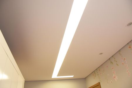 Apartamento à venda com 53m², 2 quartos e 1 vagaquarto 2 iluminação do teto