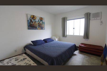 Quarto 2 de casa de condomínio para alugar com 4 quartos, 200m² em Bosque do Peró, Cabo Frio