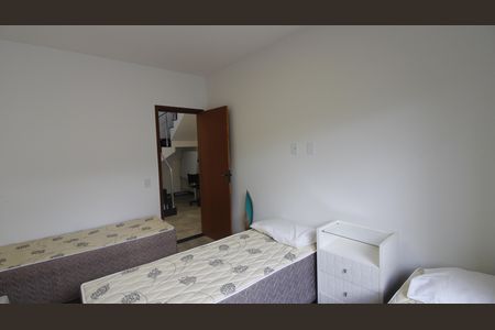 Casa de condomínio para alugar com 200m², 4 quartos e 2 vagasQuarto 3