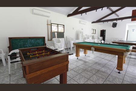 Casa de condomínio para alugar com 200m², 4 quartos e 2 vagasSala de Jogos