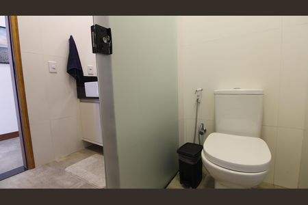 Casa de condomínio para alugar com 200m², 4 quartos e 2 vagasBanheiro Social