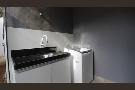Casa de condomínio para alugar com 200m², 4 quartos e 2 vagasÁrea de Serviço