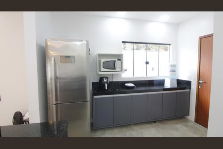 Casa de condomínio para alugar com 200m², 4 quartos e 2 vagasCozinha