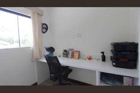 Casa de condomínio para alugar com 200m², 4 quartos e 2 vagasQuarto 4