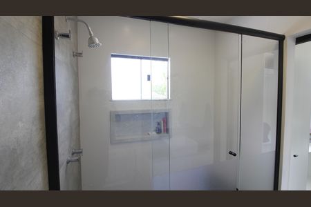 Casa de condomínio para alugar com 200m², 4 quartos e 2 vagasBanheiro da Suíte