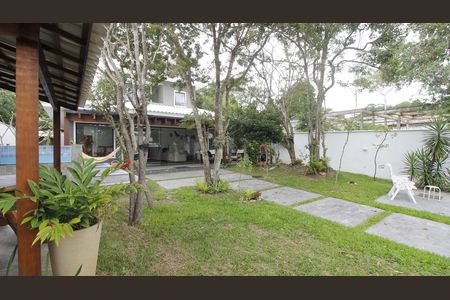 Casa de condomínio para alugar com 200m², 4 quartos e 2 vagasJardim