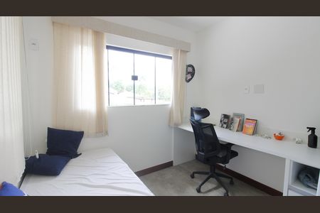 Casa de condomínio para alugar com 200m², 4 quartos e 2 vagasQuarto 4