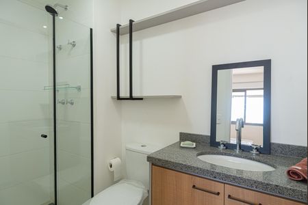 Banheiro da Suíte de apartamento para alugar com 1 quarto, 37m² em Santo Amaro, São Paulo
