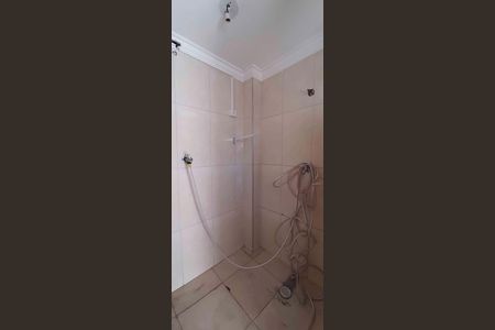 Apartamento à venda com 70m², 2 quartos e 1 vaga Apartamento à venda com 70m², 2 quartos e 1 vagaBanheiro da Área de Serviço