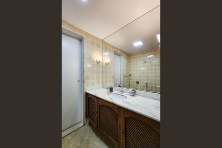 Apartamento para alugar com 122m², 3 quartos e 1 vagaBanheiro da Suíte 