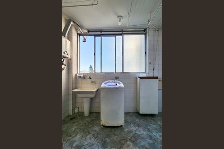 Apartamento para alugar com 122m², 3 quartos e 1 vagaÁrea de Serviço 