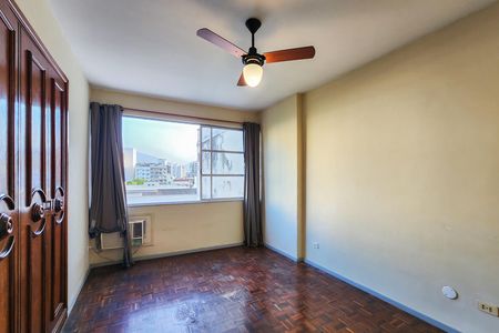 Apartamento para alugar com 122m², 3 quartos e 1 vagaSuíte 