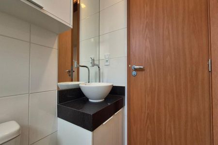 Apartamento para alugar com 48m², 2 quartos e 1 vaga Apartamento para alugar com 48m², 2 quartos e 1 vagaBanheiro