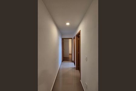 Apartamento para alugar com 48m², 2 quartos e 1 vaga Apartamento para alugar com 48m², 2 quartos e 1 vagaCorredor