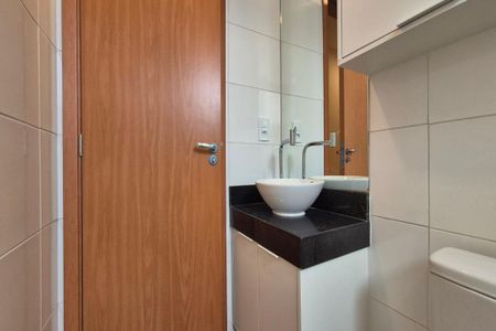 Apartamento para alugar com 48m², 2 quartos e 1 vaga Apartamento para alugar com 48m², 2 quartos e 1 vagaBanheiro