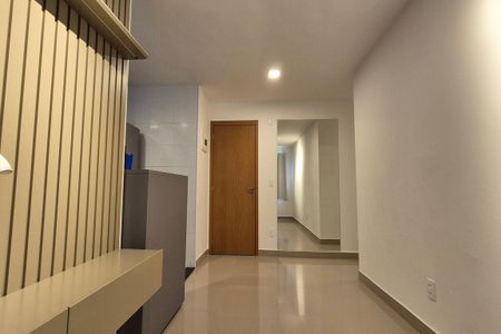 Sala  de apartamento para alugar com 2 quartos, 48m² em Vila Satúrnia, Campinas