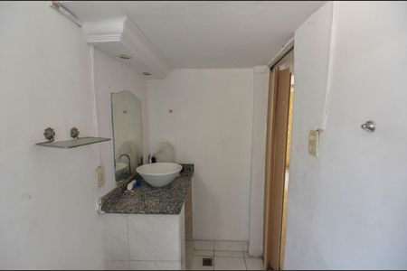 Casa à venda com 80m², 2 quartos e 1 vagaBanheiro social