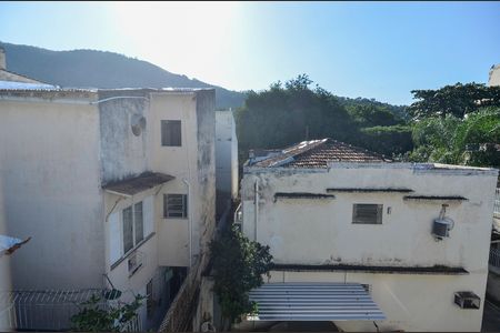 Casa à venda com 80m², 2 quartos e 1 vagaTerraço