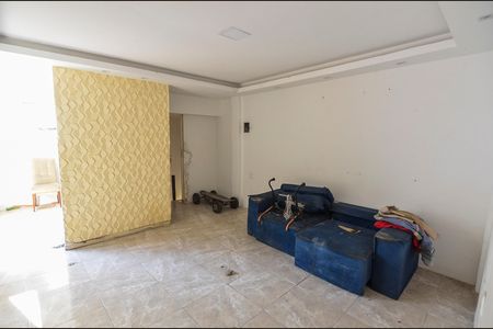 Casa à venda com 80m², 2 quartos e 1 vagaTerraço