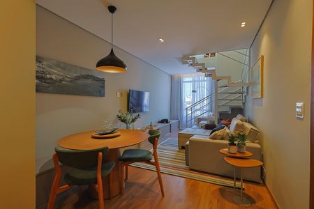 Apartamento à venda com 3 quartos, 177m² em Santa Efigênia, Belo Horizonte