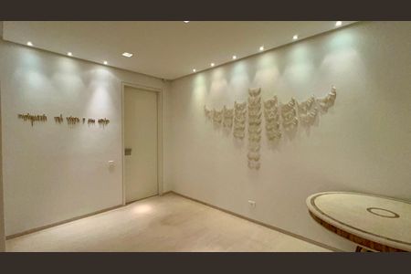 Apartamento à venda com 355m², 3 quartos e 5 vagas Apartamento à venda com 355m², 3 quartos e 5 vagasHall social
