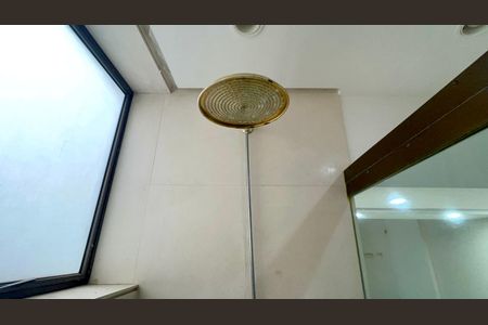 Apartamento à venda com 355m², 3 quartos e 5 vagas Apartamento à venda com 355m², 3 quartos e 5 vagasBanheiro