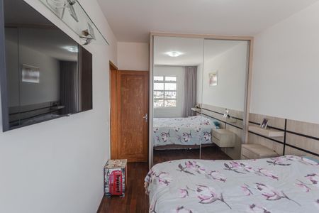 Quarto 1 de apartamento à venda com 2 quartos, 65m² em Santa Cruz, Belo Horizonte