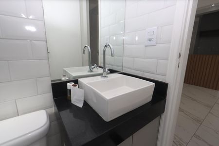 Apartamento à venda com 56m², 2 quartos e 1 vagaBanheiro Social