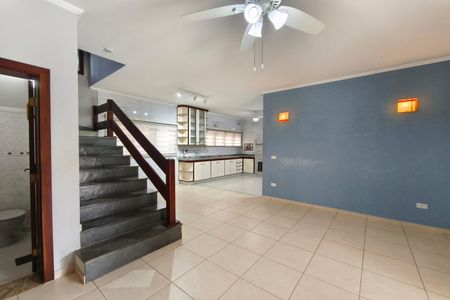 Sala de Estar de casa à venda com 3 quartos, 420m² em Vila Joaquim Inacio, Campinas