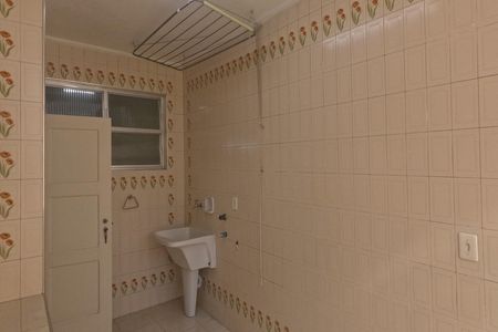 Apartamento para alugar com 117m², 2 quartos e 1 vagaÁrea de Serviço