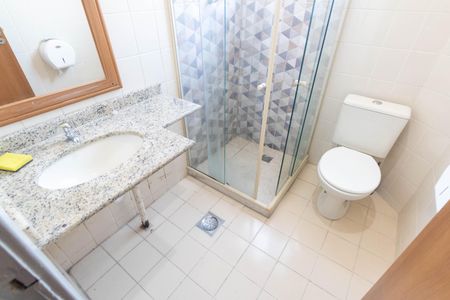 Casa para alugar com 90m², 2 quartos e 2 vagas Casa para alugar com 90m², 2 quartos e 2 vagasBanheiro 1