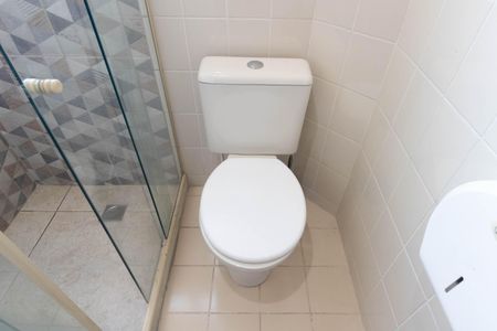 Casa para alugar com 90m², 2 quartos e 2 vagas Casa para alugar com 90m², 2 quartos e 2 vagasBanheiro 1
