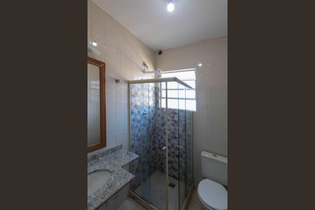 Casa para alugar com 90m², 2 quartos e 2 vagas Casa para alugar com 90m², 2 quartos e 2 vagasBanheiro 1