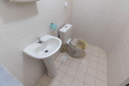 Casa para alugar com 90m², 2 quartos e 2 vagas Casa para alugar com 90m², 2 quartos e 2 vagasLavabo