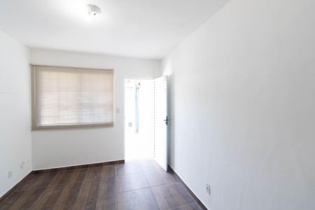 Sala de casa para alugar com 2 quartos, 90m² em Campo Grande, Rio de Janeiro