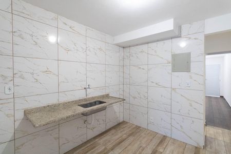 Casa para alugar com 90m², 2 quartos e 2 vagas Casa para alugar com 90m², 2 quartos e 2 vagasCozinha