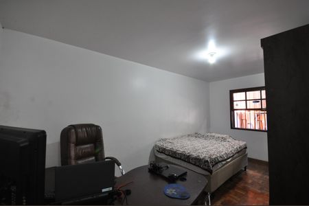 Casa à venda com 156m², 3 quartos e 2 vagasQuarto 3