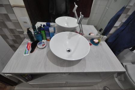 Casa à venda com 156m², 3 quartos e 2 vagasBanheiro Social