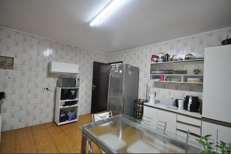 Casa à venda com 156m², 3 quartos e 2 vagasCozinha