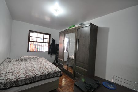 Casa à venda com 156m², 3 quartos e 2 vagasQuarto 3