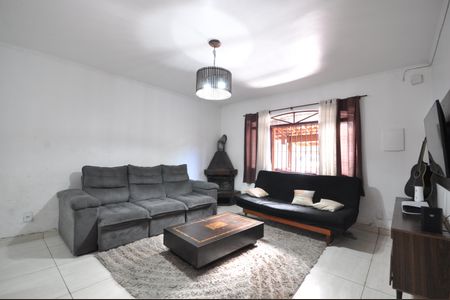 Sala de casa à venda com 3 quartos, 156m² em Horto Florestal, São Paulo